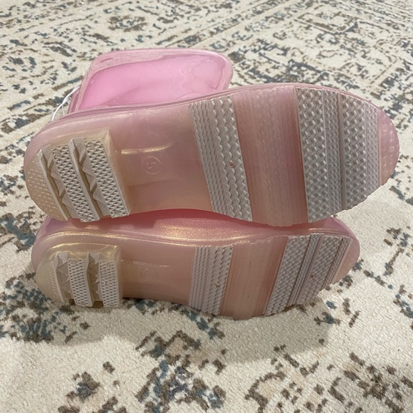 Cat & Jack Rainboots - Picture 3 of 4